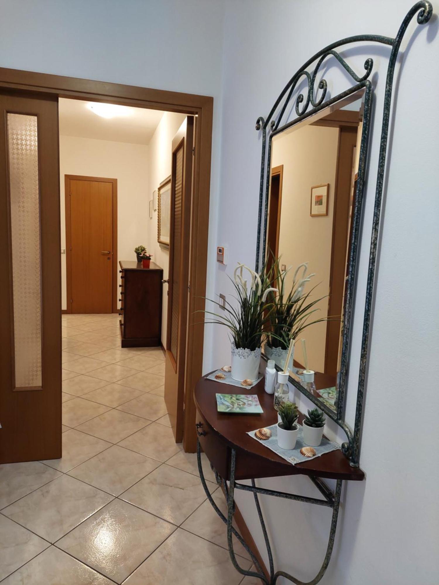 La Conchiglia Apartment Porto SantʼElpidio Екстериор снимка