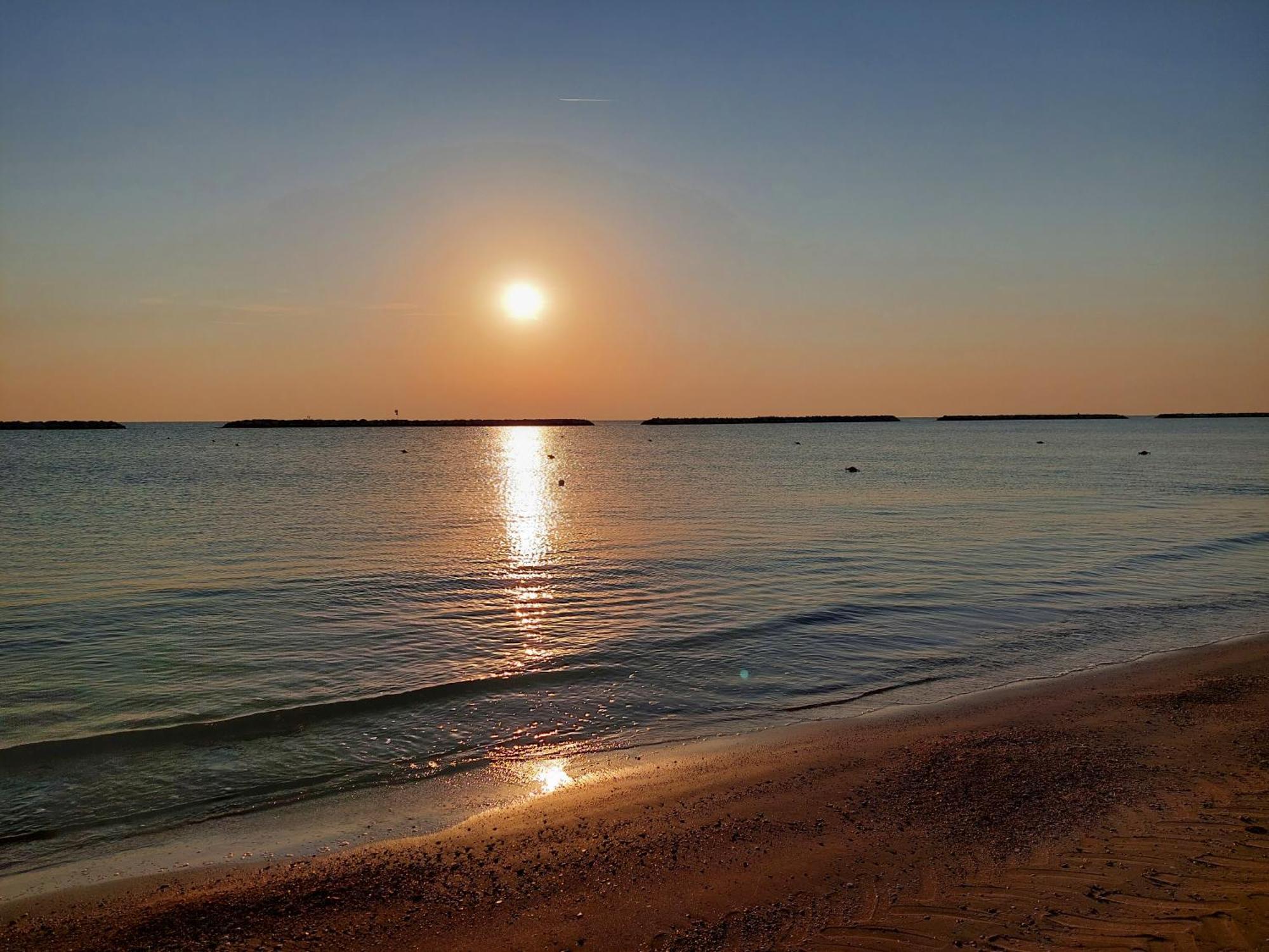 La Conchiglia Apartment Porto SantʼElpidio Екстериор снимка