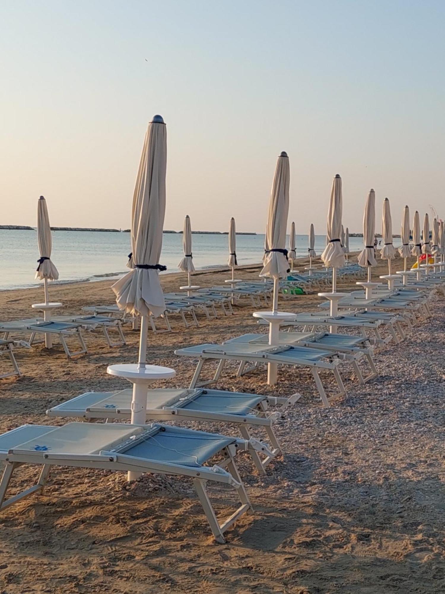 La Conchiglia Apartment Porto SantʼElpidio Екстериор снимка
